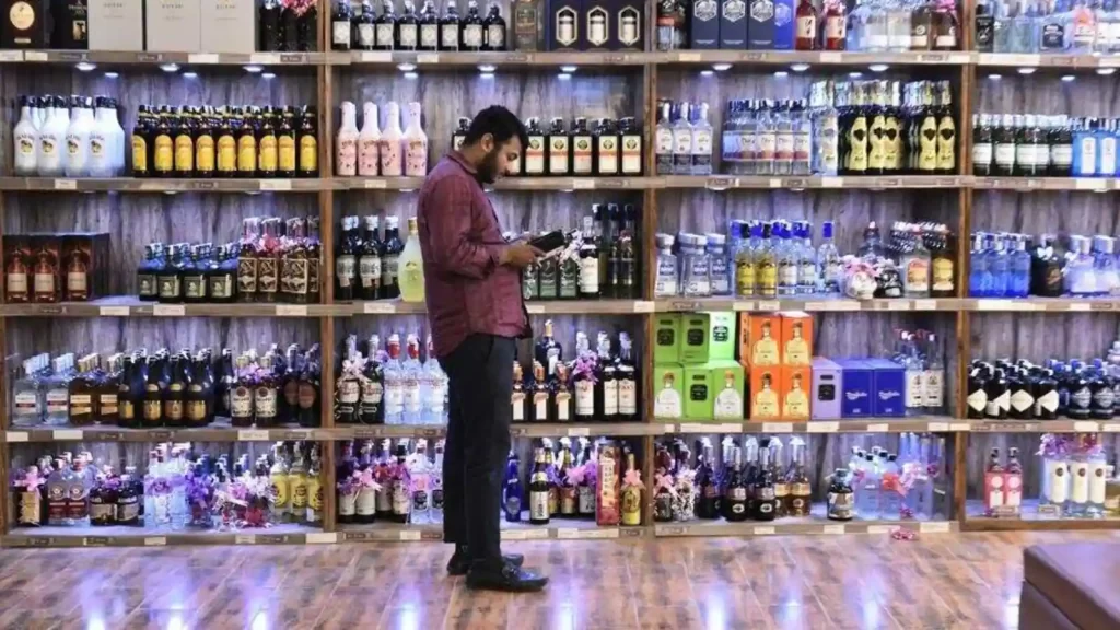 नीति आने से पहले कॉपी शराब कारोबारियों से शेयर की, सिसोदिया की गिरफ्तारी की 4 वजहें