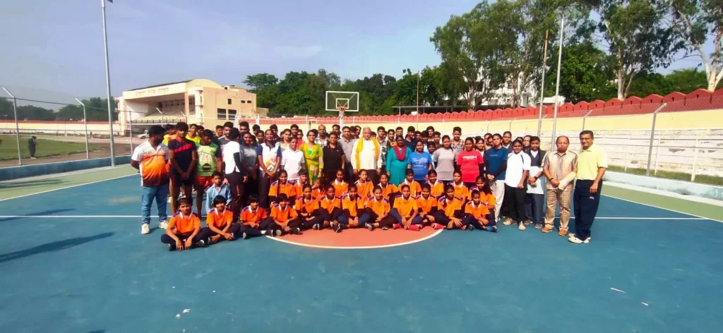 खिलाड़ियों ने मैदान में बहाया पसीना, राजीव गांधी ग्रामीण-शहरी ओलम्पिक 10 जुलाई से