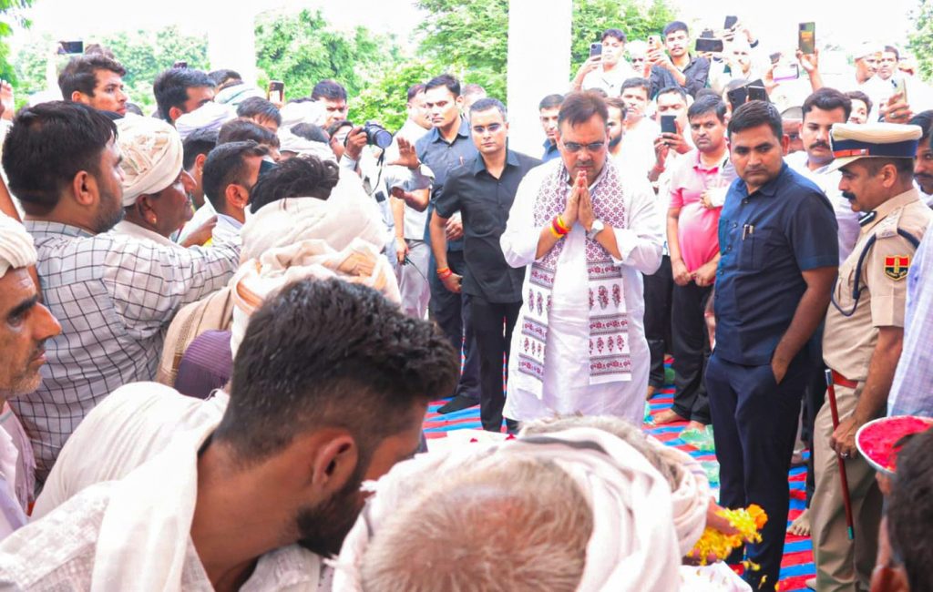 मुख्यमंत्री भजनलाल शर्मा ने सलूम्बर विधायक स्व. अमृतलाल मीणा को दी श्रद्धांजलि