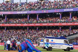 IPL 2026 : Scary Incident as Gentle Giant Lungi Ngidi Suffers Head Injury, Ambulance Rushed Onto Field