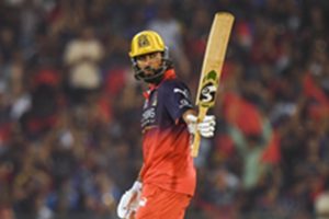 IPL 2026: Krunal Pandya Emerges as RCB’s Match Winner; Mumbai Indians Eliminated from Playoff Race