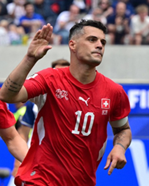 FIFA World Cup: Switzerland Beat Bosnia and Herzegovina 4-1, Johan Manzambi Stars with Brace