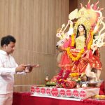 नवरात्र के आध्यात्मिक मंच से सामाजिक चेतना का विमर्श: ‘दया नहीं, दिव्यांगजनों को बराबरी का हक मिले’